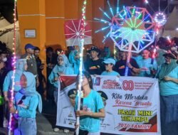 Pawai Lampion Meriahkan HUT RI ke-80 di Sengkang
