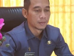 Menteri PKP RI Tinjau Sejumlah Lokasi Kawasan Kumuh dan Sanitasi di Wajo, Sambil Menyaksikan Tradisi Adat Mappatettong Bola