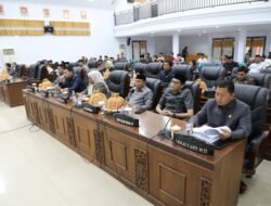 Wakil Bupati Bantaeng Bacakan Jawaban Eksekutif Terkait Pandangan Fraksi Tentang Ranperda Perubahan APBD T.A 2025