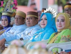 Upacara Hari Sumpah Pemuda Bupati Wajo Andi Rosman-dr. Baso Rahmanuddin Kompak Mengenakan Pakaian Adat Bugis Berwarna Biru Tua