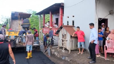 10 Tahun Baru Perbaikan, Bupati Bantaeng Tinjau Langsung Pengaspalan Jalan di Onto