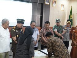Dandim 1406/Wajo Hadiri Pencanangan Zona Integritas Menuju WBK dan WBBM Kabupaten Wajo 2025