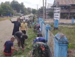 Koramil 1406-03/Maniangpajo Gelar Karya Bhakti Bersihkan Saluran Air di Kelurahan Tangkoli