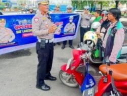 Sosialisasi Ops Zebra, Sat Lantas Polrestabes Makassar Edukasi ke Penguna Lalu Lintas.