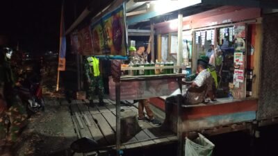 Jaga Keamanan Wilayah, Koramil 1406-08/Sabbangparu Bersama Tokoh Masyarakat Intens Berpatroli