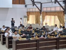 DPRD Wajo Serahkan Raperda Keterbukaan Informasi Publik di Daerah ke Pemerintah Daerah