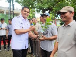Dorong Produktivitas Pertanian, Bupati Bantaeng Serahkan Alsintan dan Bibit Kopi serta Resmikan Desa Kopi