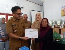 Pemkab Jeneponto Serahkan Bantuan Barista Kopi dan Peralatan Usaha bagi Peserta P3KE