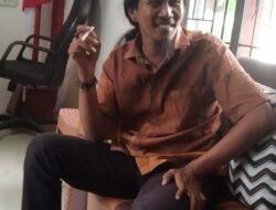 Pemdes Galung Bersama Warganya Budayakan Gotong Royong Dalam Menjaga Kebersihan Lingkungan