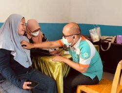 Tingkatkan Kesehatan Layanan Masyarakat, Tim UPT Puskesmas Moti Melakukan Skrining TB dan Pemeriksaan HIV