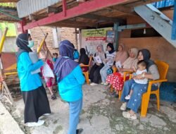 UPT Puskesmas Kassi-Kassi Melaksanakan Imunisasi Campak di Posyandu Desa Rappoa, Ibu Bayi: Kami Berharap Kegiatan Imunisasi Ini Berkelanjutan