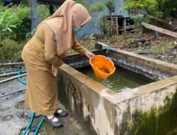 Cegah Ancaman Nyamuk Penyebab Penyakit, UPT Puskesmas Pa’bentengang Melakukan Pemantauan Jentik di Desa Pa’bentengang
