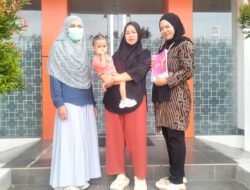 UPT Puskesmas Baruga Antar Jemput Pasien Ibu Hamil dan Bayi Yang Kurang Gizi ke-UPTD Gizi