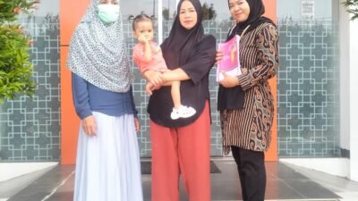 UPT Puskesmas Baruga Antar Jemput Pasien Ibu Hamil dan Bayi Yang Kurang Gizi ke-UPTD Gizi