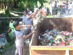 **Wujudkan Lingkungan Bersih dan Sehat, Polres Wajo Laksanakan Kurvey di Seputaran Lapangan Merdeka dan Masjid Raya Sengkang