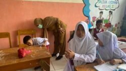 UPT Puskesmas Sinoa Memberantas Sarang Nyamuk Untuk Mencegah Demam Berdarah