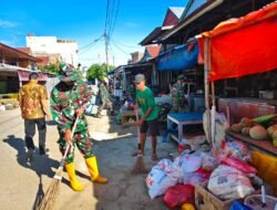 Koramil 1406-04/Belawa Gelar Karya Bhakti Pembersihan Pasar Bersama Masyarakat