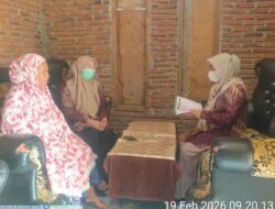Bidan Desa dan Bidan Dusun UPT Puskesmas Baruga Mengunjungi Ibu Hamil Yang Tidak Sempat ke- Posyandu