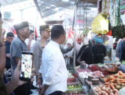 Bupati Andi Rosman Pimpin Pantauan Harga di Pasar Mini Sengkang Jelang Lebaran Idul Fitri 1447 H
