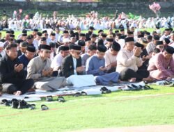 Shalat Bersama Warga, Bupati Paris Yasir:  Ekonomi Tumbuh 6,59% dan Daya Saing Meningkat