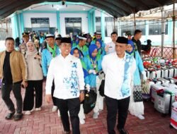 Bupati dan Wakil Bupati Wajo Melepas Ratusan Calon Jamaah Haji