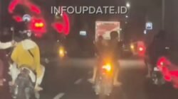 Video Aksi Gerombolan Bermotor Bawa Sajam di Jl. AP Pettarani Kota Makassar Menyerang Pengendara Motor