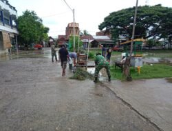 Koramil 1406-08/Sabbangparu Laksanakan Karya Bakti Pembersihan Pasar Salojampu Bersama Warga