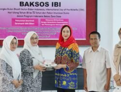 Peringati HUT IBI ke-75, Ketua TP. PKK Bantaeng Buka Bakti Sosial Pelayanan KB Serentak di Puskesmas Kassi-Kassi