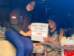 FAMM Salurkan Bantuan untuk Lansia di  Jl. Kesadaran IV Makassar