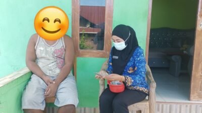 PPKJ UPT Puskesmas Loka Pantau Jadwal Minum Obat Pasien ODGJ di Rumahnya