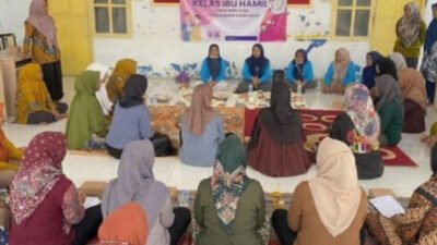 Bidan Desa UPT Puskesmas Kassi-Kassi Mengedukasi Ibu Hamil Agar Siap Secara Fisik Menghadapi Persalinan