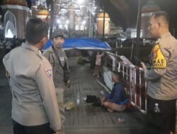 Polsek Tamalate Evakuasi Bocah 10 Tahun yang Tengelam di Depan Masjid 99 Kubah