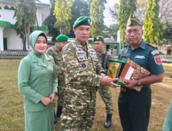 Dandim 1419/Enrekang Pimpin Acara Pelepasan Purna Bakti dan Anggota Pindah Satuan