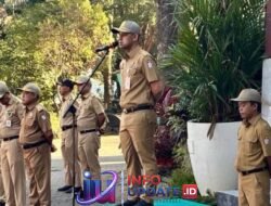 Sekcam Manggala Pimpin Upacara Bendera, Serukan Warga Semarakkan HUT ke-81 RI