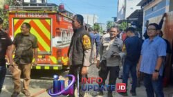 Pos Tiga Pilar dan Polsek Tamalate Siaga Penuhi Aduan Warga, Kebakaran Tumpukan Sampah di Graha Alauddin Dipadamkan