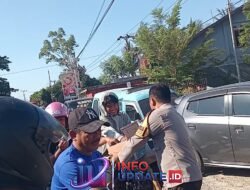 Aipda Rusli, Bhabinkamtibmas Desa Lasitae, Barru Berhasil Mencuri Perhatian Warga Dengan Suguhan Air Mineral