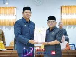 Rapat Paripurna DPRD Bantaeng, Bupati Bantaeng Serahkan Ranperda Perubahan APBD 2026