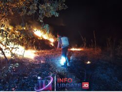 TNI-POLRI dan Pemerintah Bersinergi Padamkan Kebakaran Karhutla di