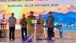 Beri Dukungan Operasi Hulu Migas, Bupati Wajo Terima Penghargaan Dari SKK Migas