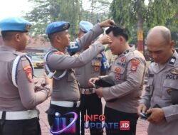 Cegah Potensi Terlibat Judol, Propam Polres Bantaeng Periksa Handphone Personel
